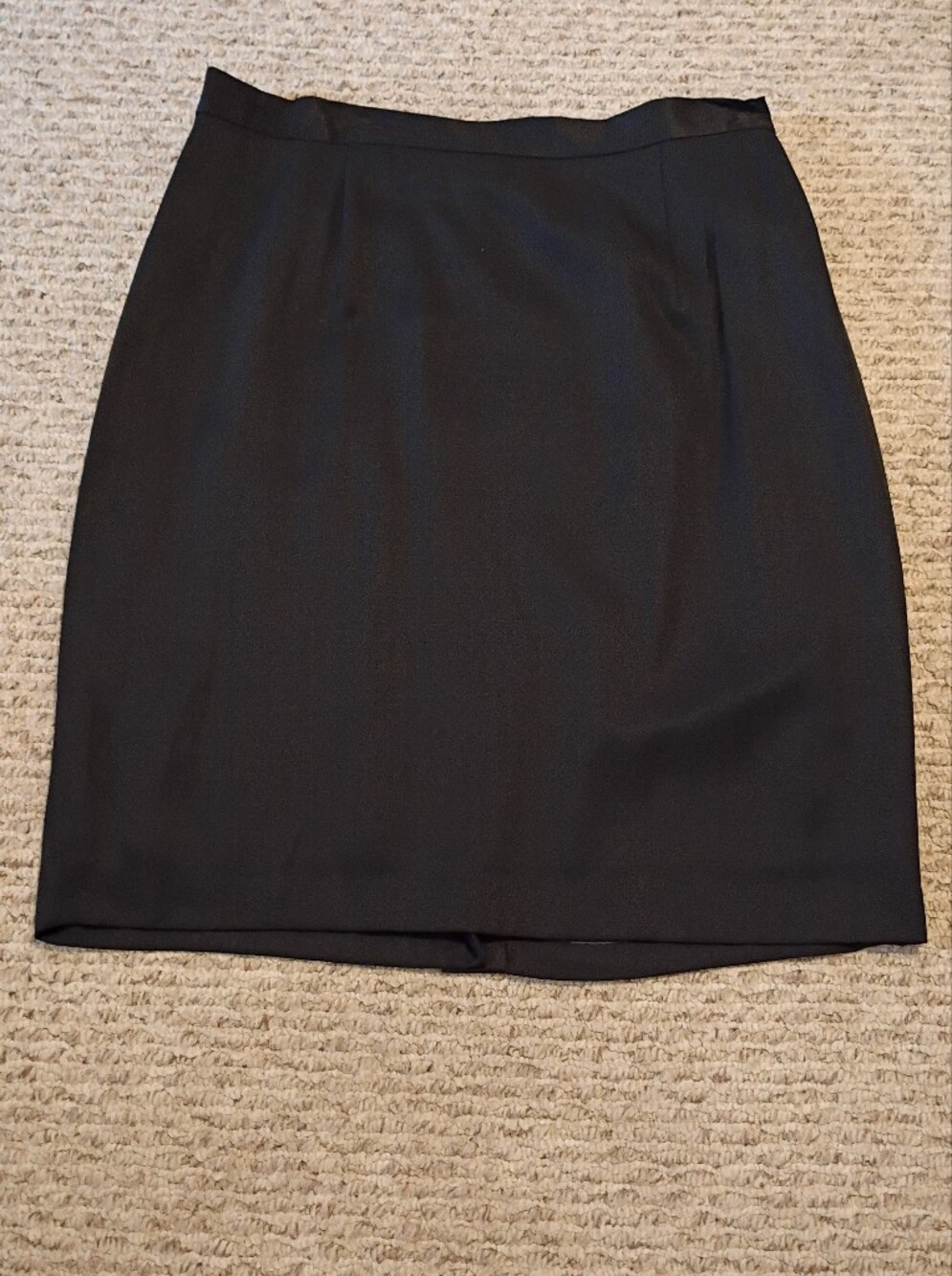 Elegant Black Pencil Skirt - Brand Unspecified